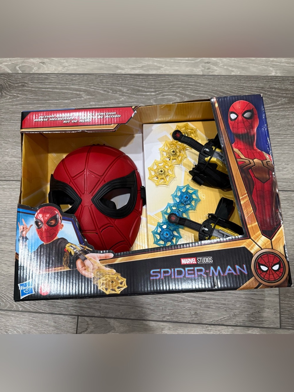 New Marvel Studios Spider-Man Red Mask & Web Shooter Set